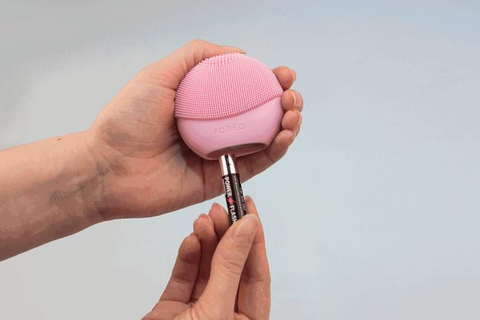 洗脸界的最黑科技，用手洗10遍不如用它洗1遍！