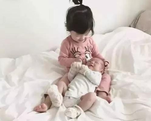 二胎来了老大就变了,二胎来了老大怎么办