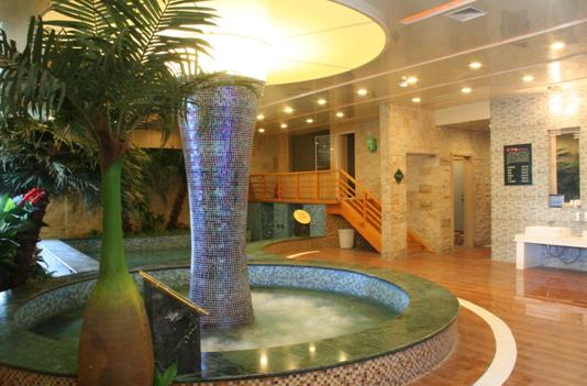 冰火两重天温泉,东北冰火温泉