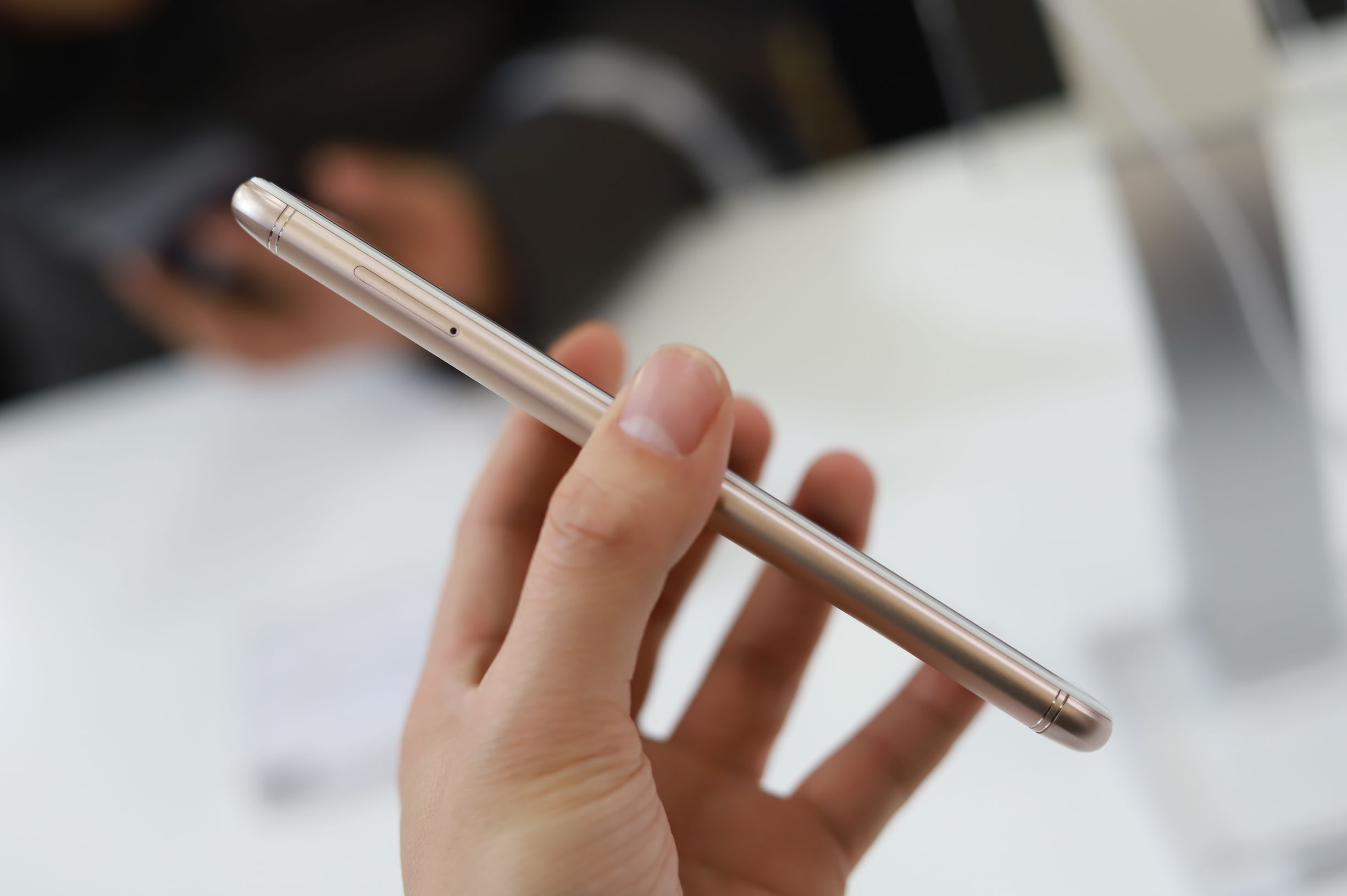 360手机n6lite,360n6和n6lite哪个好