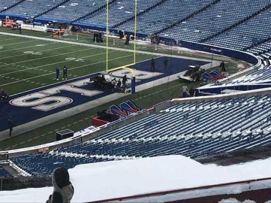 大雪中的足球赛,大雪中的足球比赛视频