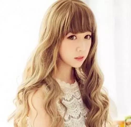 好看的蛋卷发,怎么都不会散的发型