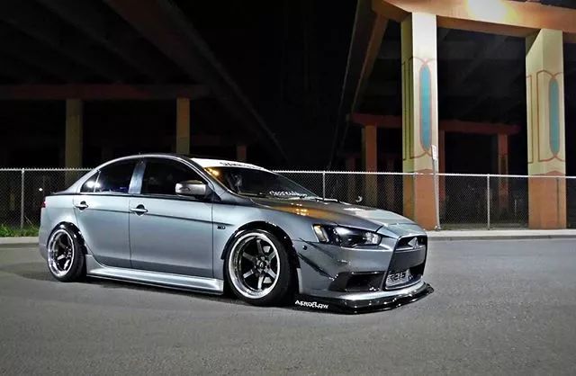 三菱evo对比翼神evo,三菱翼神改evo多少钱