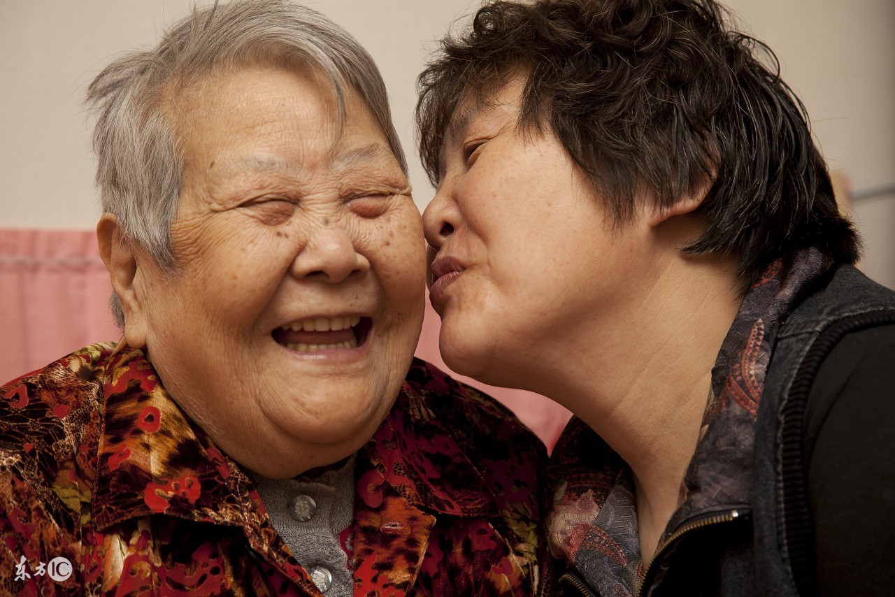 一个小小的针眼儿告诉你:老了