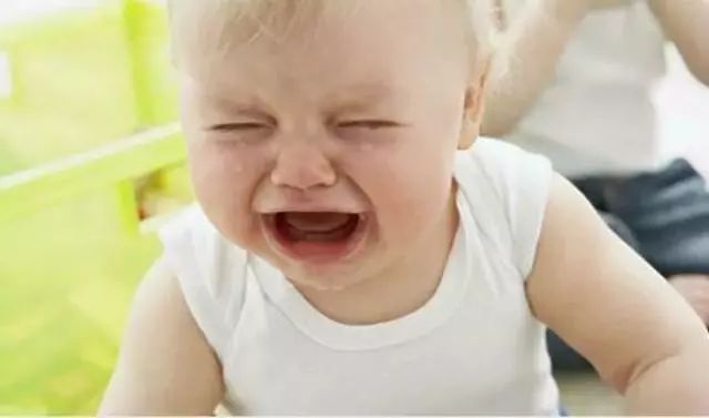 宝宝哭闹怎么办教你一招止哭,宝宝呼吸呼哧呼哧哭闹不止