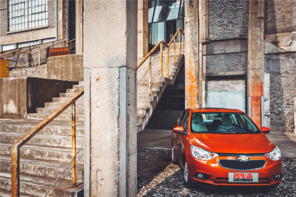 雪佛兰赛欧新款和老款对比,雪佛兰赛欧和别克赛欧有什么区别