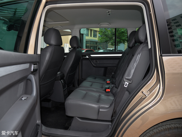 新途安对比测评,新款途安与老款对比