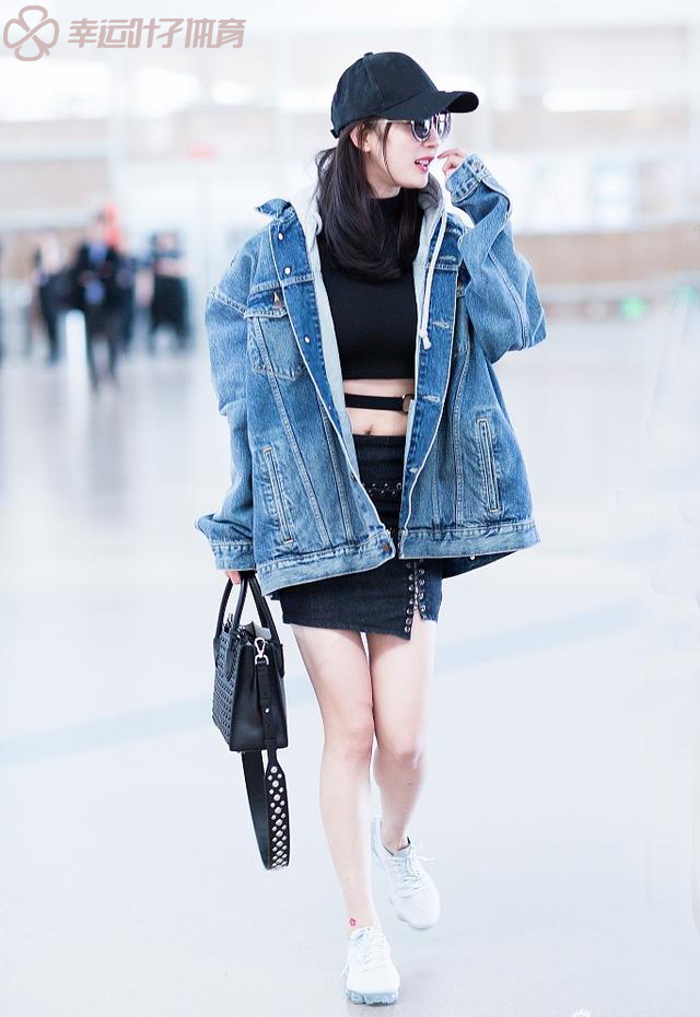 杨幂阿迪达斯冬款代言图片,杨幂adidasoriginals品牌形象代言人