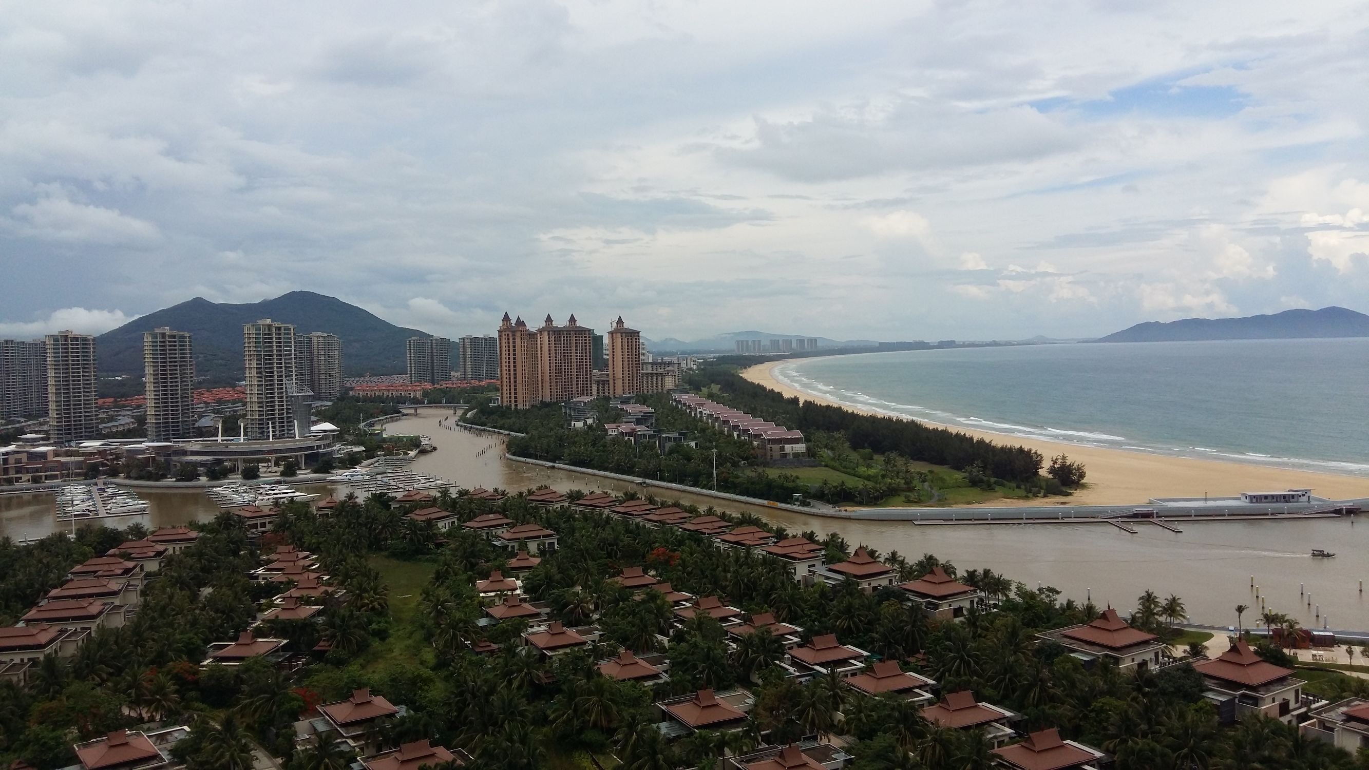 海南陵水值得去的地方,海南陵水浪漫海岛