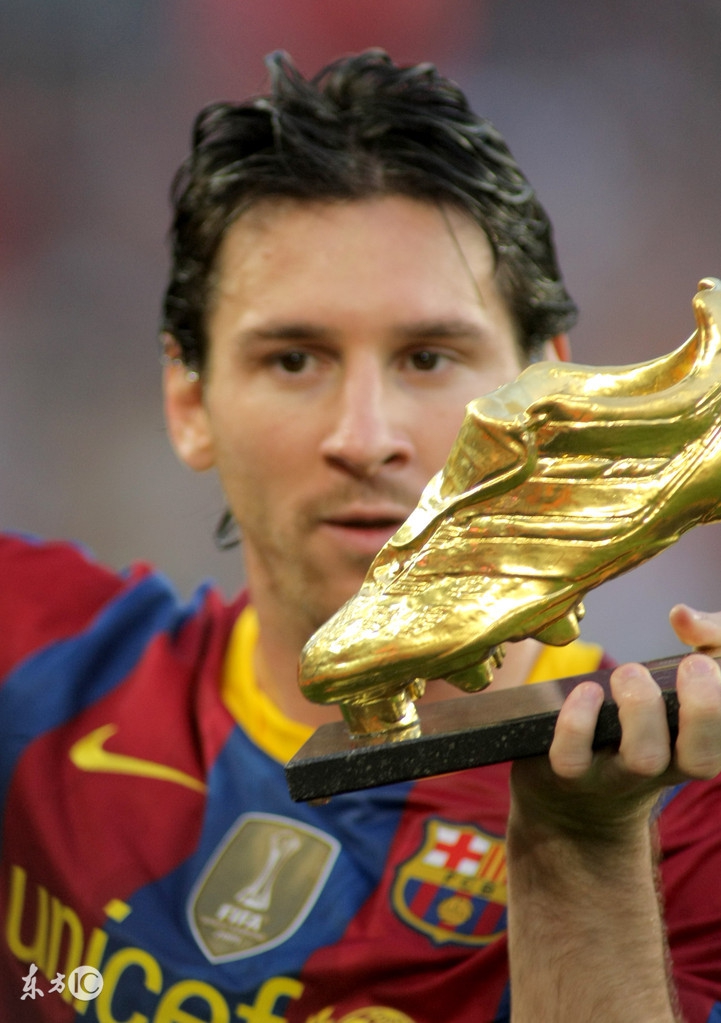 c罗和梅西荣誉对比,为什么梅西获得过的荣誉比c罗多