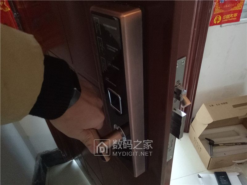 智能门锁拆解步骤,智能门锁拆解图解