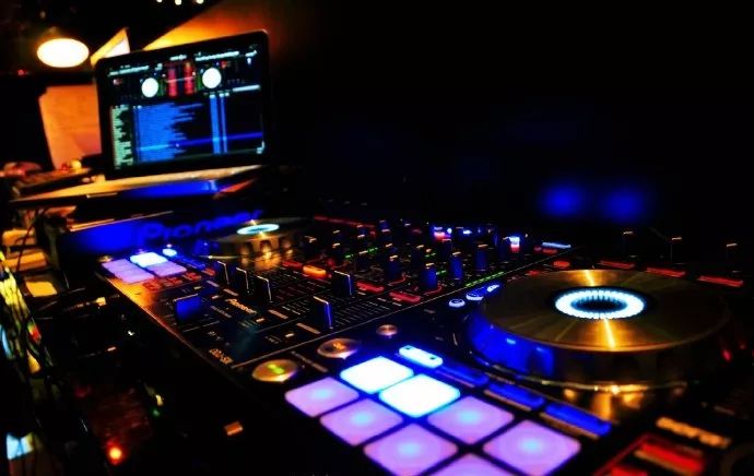 成都最好的电音酒吧,成都最顶尖酒吧视频