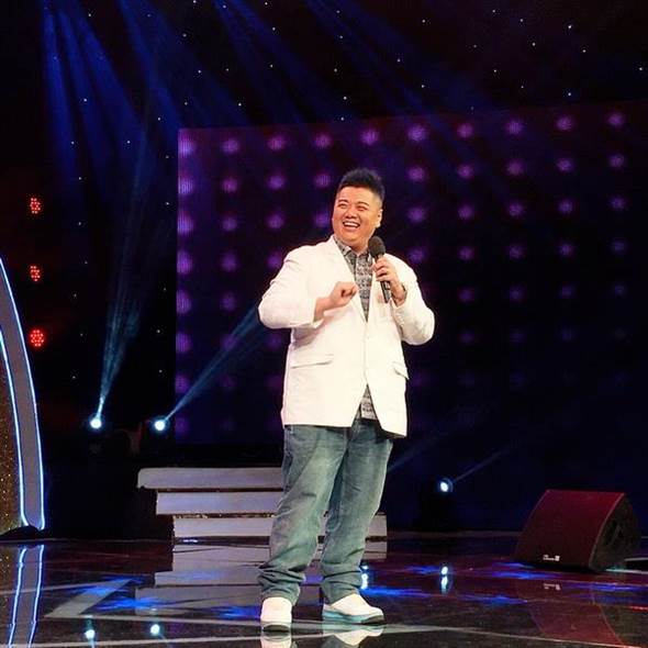 他是星爷的黄金男配,无线最年轻的编剧,胖的不简单!