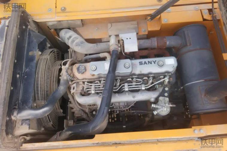 卡特彼勒挖掘机320d好用吗,三一挖掘机和卡特彼勒怎么选