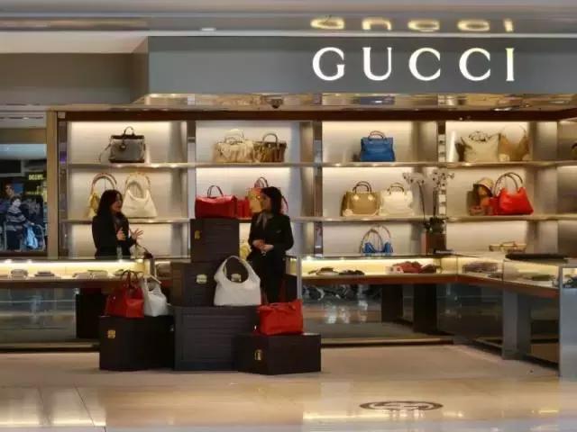 机场免税店什么东西最值得买,机场免税店的东西便宜吗