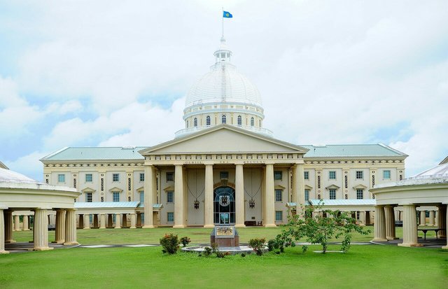 自由行之租匹红色大野马,帅气环帕劳!