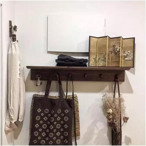 分享小妙招教你隐藏难看的电表箱,怎样遮挡墙壁上的电表箱最美观呢