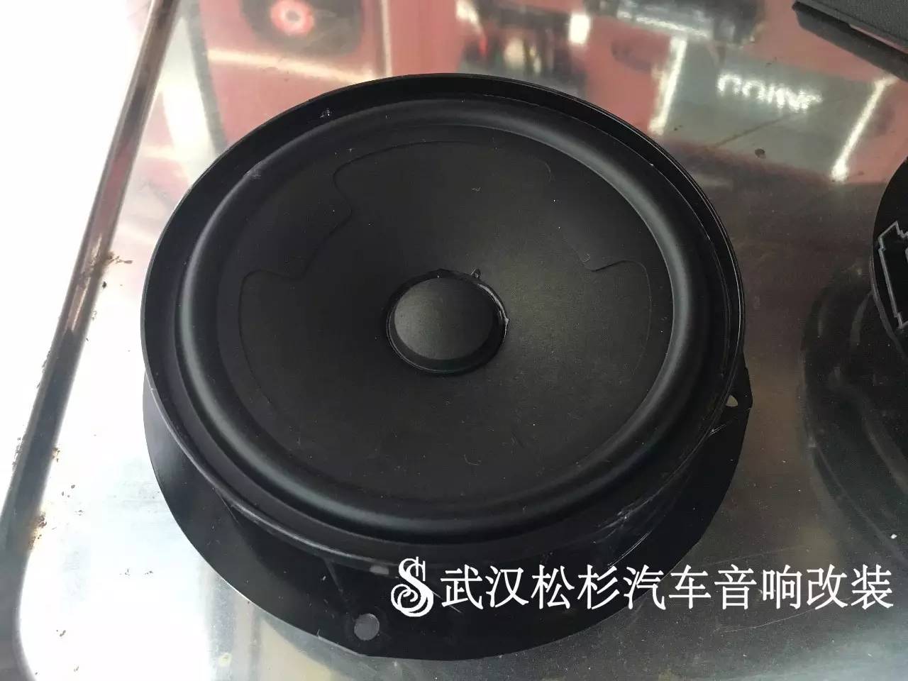 大众凌渡隔音降噪改装,大众凌渡做隔音施工过程