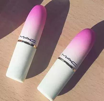 纪梵希搞婚庆，MAC卖寿桃？外国大牌到底对我们的春节有什么误解