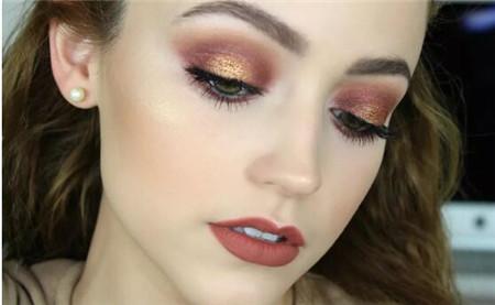 不画眼影不戴美瞳的妆容,不画眼妆的彩妆