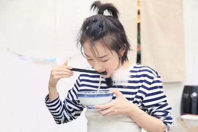 周冬雨颜值暴击,周冬雨被圈粉视频