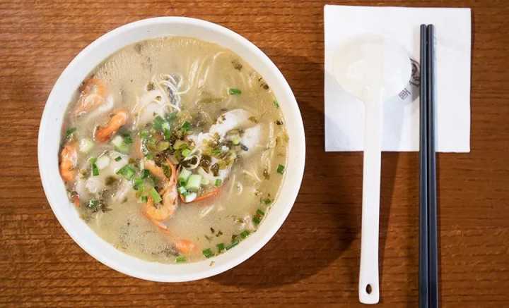 肉蟹煲最正宗的来自哪里,哪的肉蟹煲最好吃