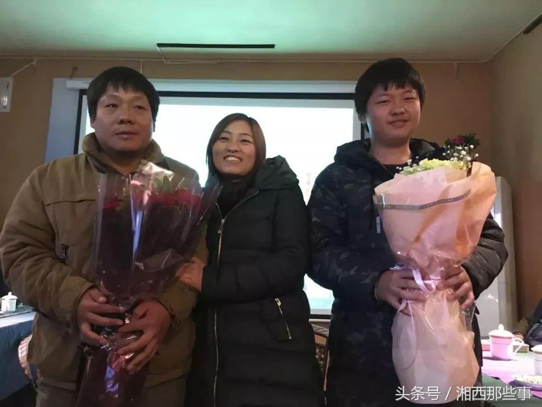 35岁，不想虚度人生，骑摩托车穿越青藏高原，写三本书还多次获奖