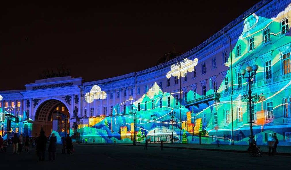 饰品店一年四季适合卖什么,小饰品开店攻略
