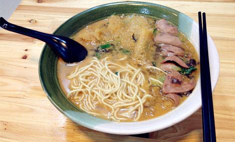 猪肉皮像鳞片,油发鱼肚与干鱼肚