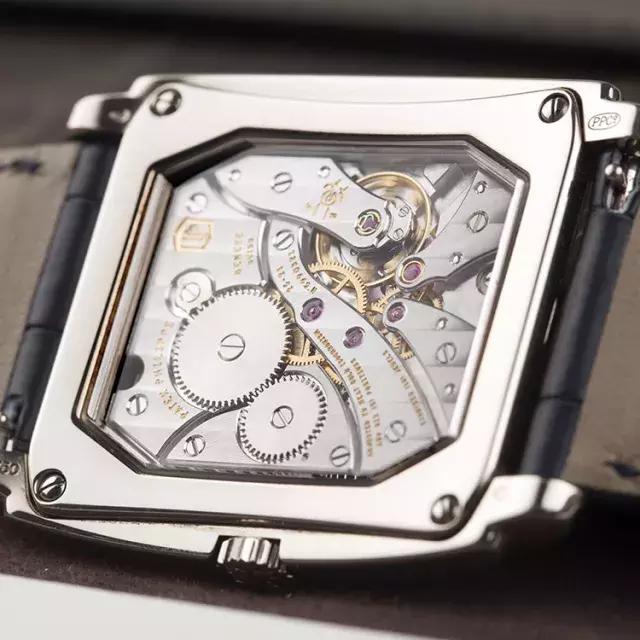 积家方形表翻转,积家方形翻转男表