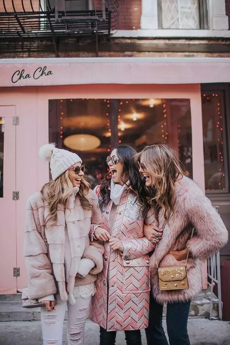 颜值全靠美颜,颜值全靠发型支撑