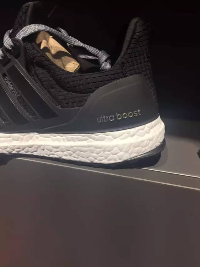 卖假鞋涉案800万怎么卖的 (得物买鞋在武汉鉴定还要发上海吗)