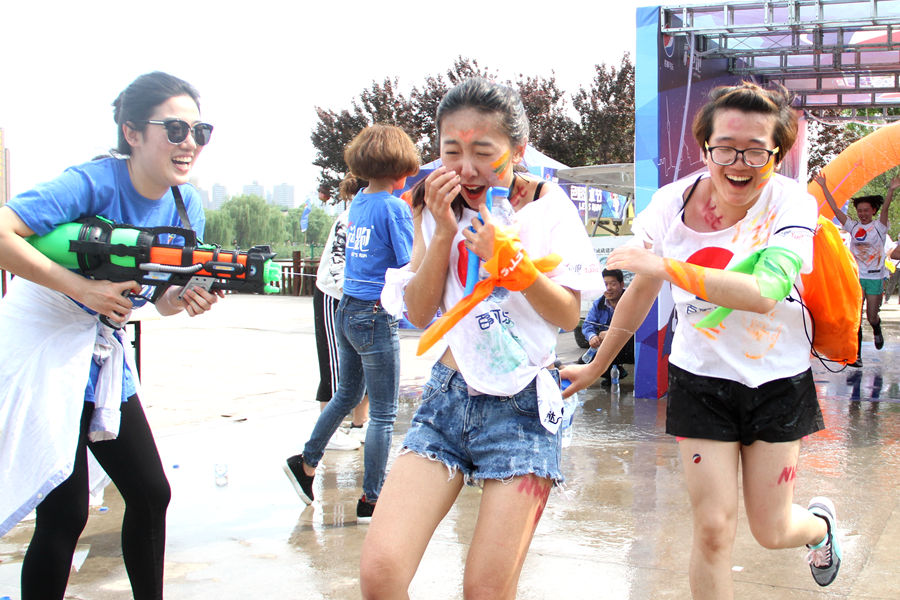 百事可乐西安不夜城活动,百事可乐西安唱歌