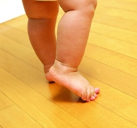 电地暖和水地暖哪种比较好,水地暖与电地暖哪个更经济实用