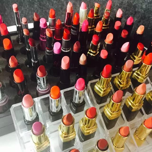 什么样的化妆品不值得买,那些低价的化妆品是真的吗