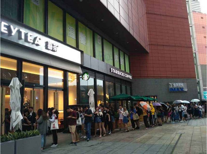 奶茶圈粉一众歪果仁，它会成为全球第一软饮吗？