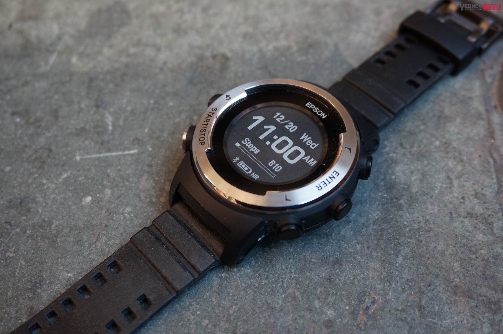 epson运动手表评测,这是我见过最帅气的手表