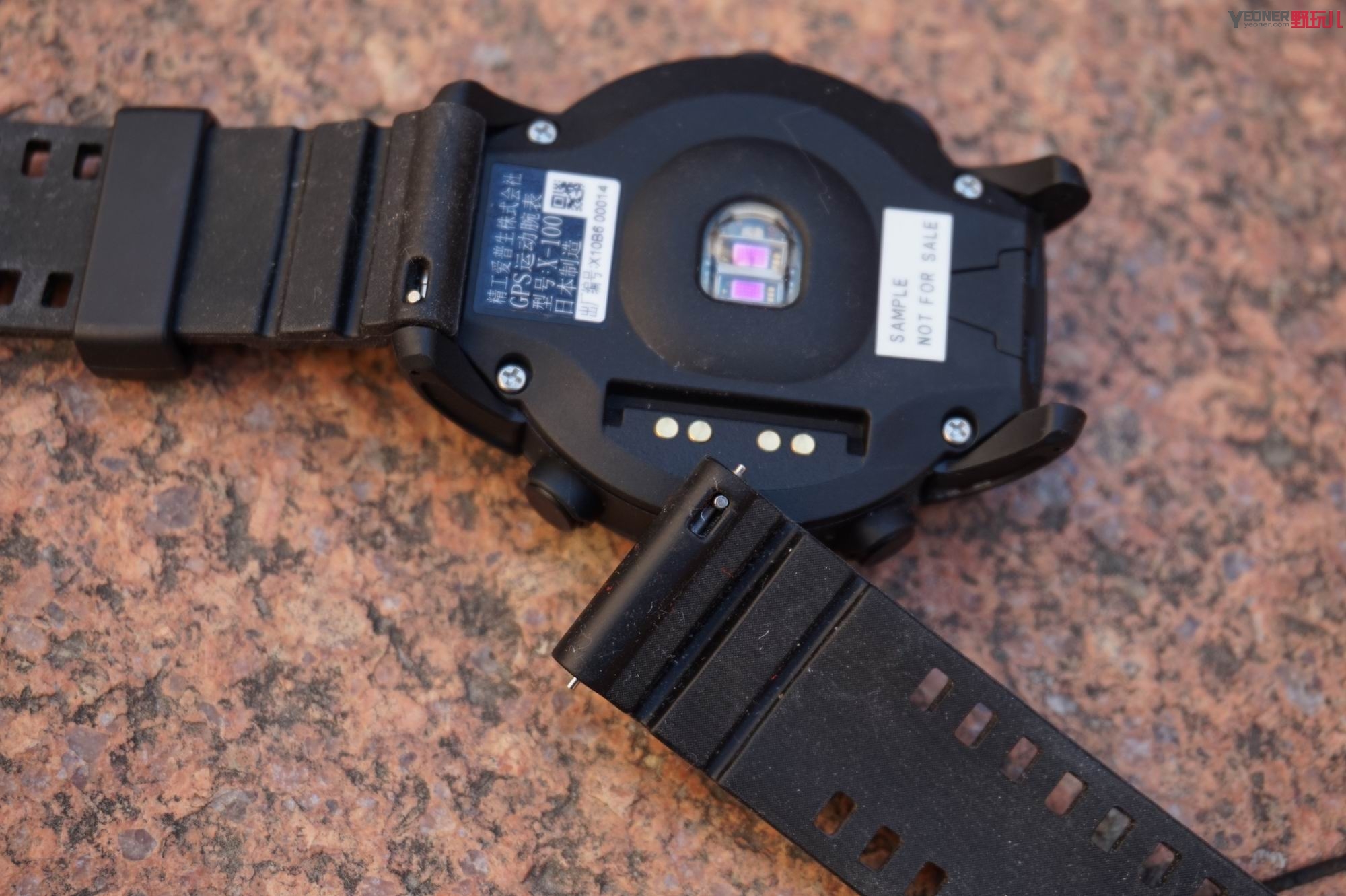 epson运动手表评测,这是我见过最帅气的手表