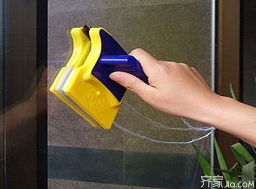 水台上的玻璃胶发霉了怎样去除,玻璃胶怎么去除视频教程全集