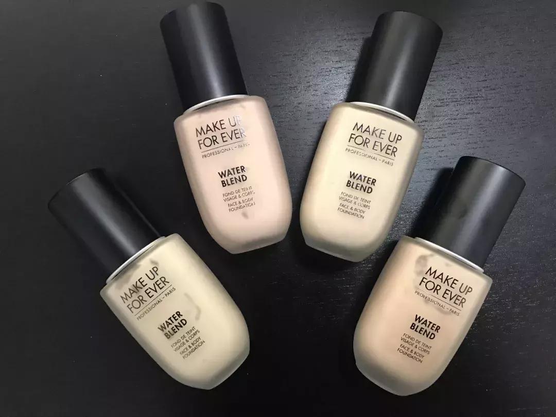 十四岁女孩适用的粉底液,适合皮肤干卡粉的粉底液