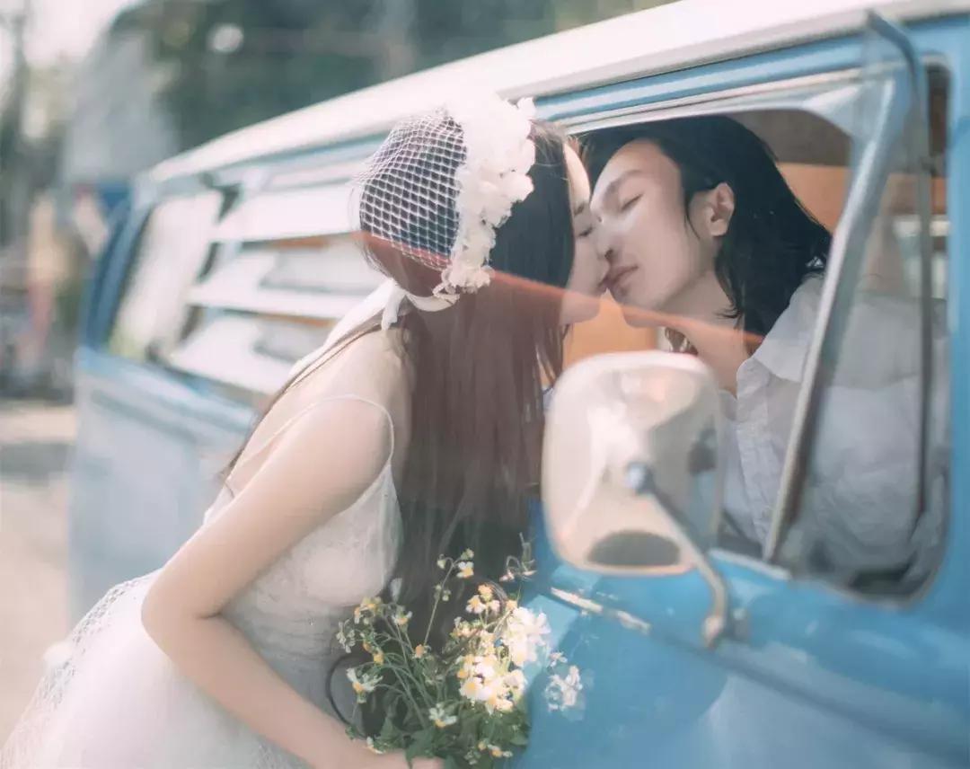 最推荐的3种婚纱照风格,4种经典婚纱照风格