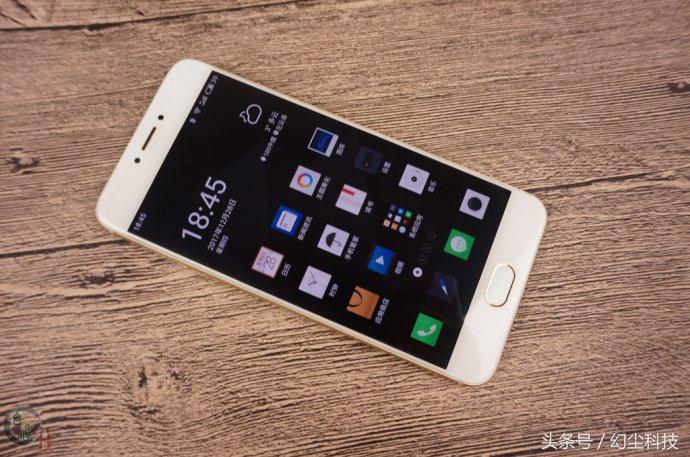 给手机换电池需要撬开屏幕排线吗,给手机换电池要更换后盖吗