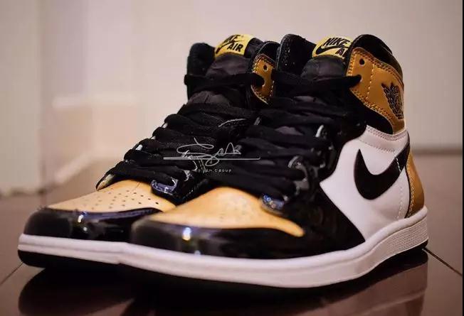 同样是复古潮流，为什么不选Superstar？