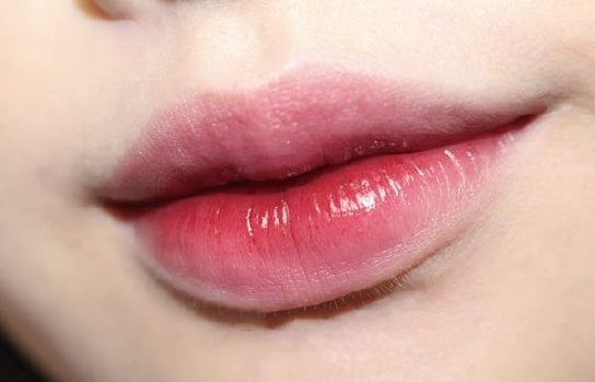 平价口红秋冬红棕色,平价唇膏口红黄黑皮试色