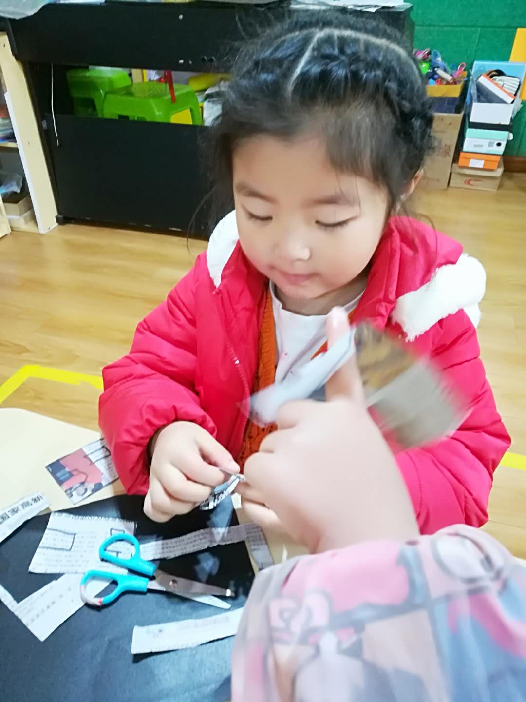 家长助教课文明礼仪幼儿园,家长助教幼儿园美术