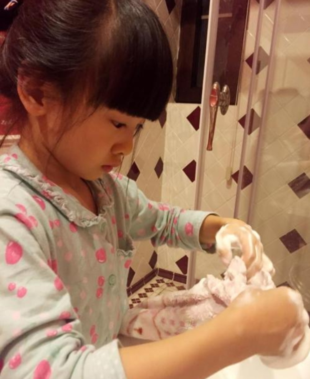 写到这里，情不自禁落泪——勤劳的海南女人