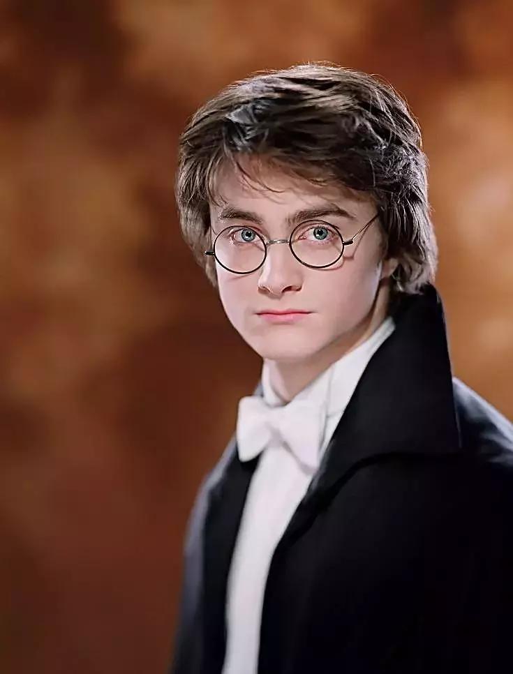 魔法学校校服,女生魔法学院的校服