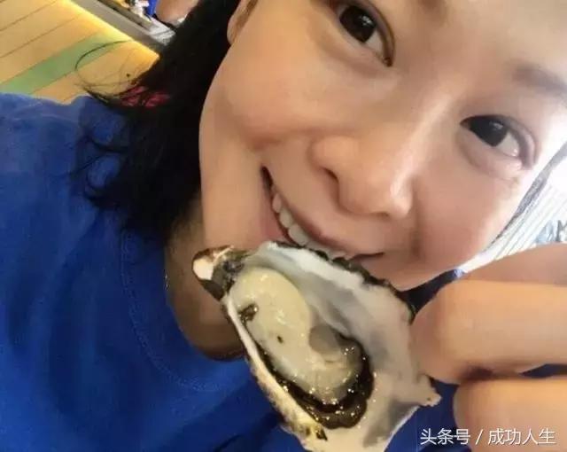 48岁的莫文蔚依旧美丽动人,一代人的女神莫文蔚依旧如此迷人