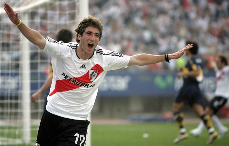 鲜衣怒马少年时,那年他们才十八如今已然退役,向逝去的青春致敬