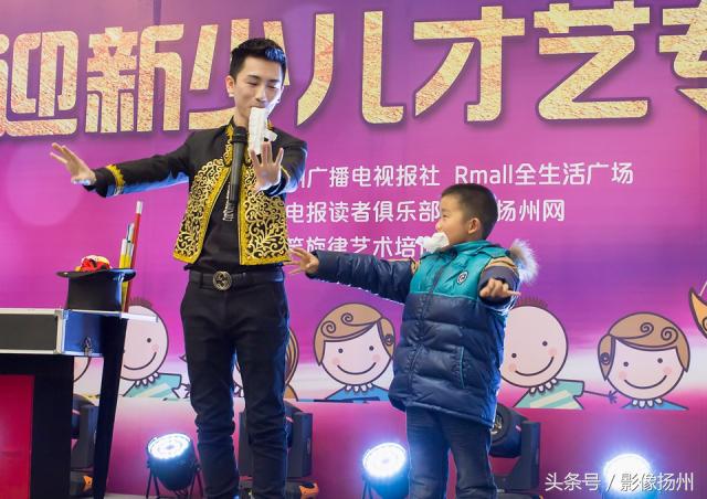 新年将至，小小音乐家们聚Rmall,比拼才艺迎新年